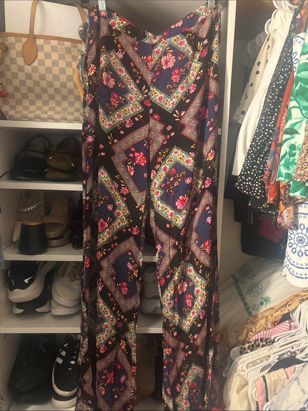Tigerlily Floral Geometric Wide-Leg Pants in Black and Purple